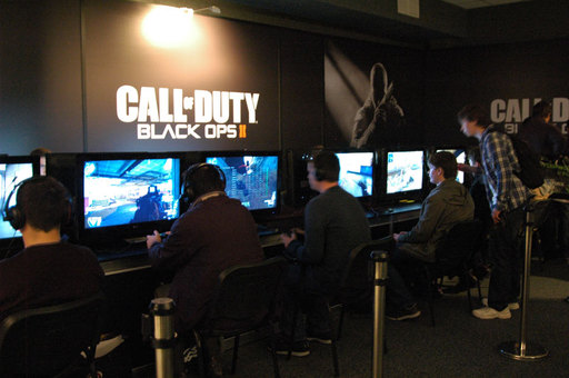 Call of Duty: Black Ops 2 - Фото-отчет с выставки "Игромир 2012"